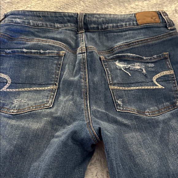 American Eagle Outfitters Blue Distressed Boyfriend Jeans - Picture 8 of 8